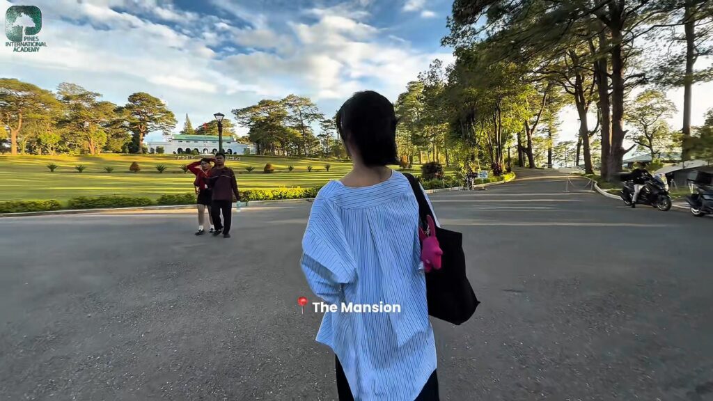 Hạnh học IELTS tại Pines - The Mansion House Baguio