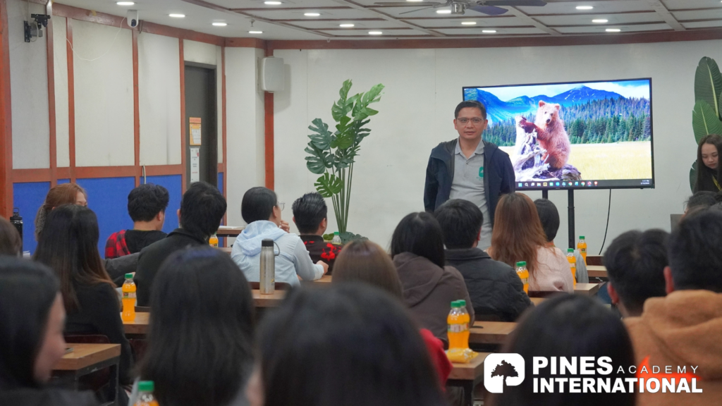 Lớp học tùy chọn ở Pines - yêu thích